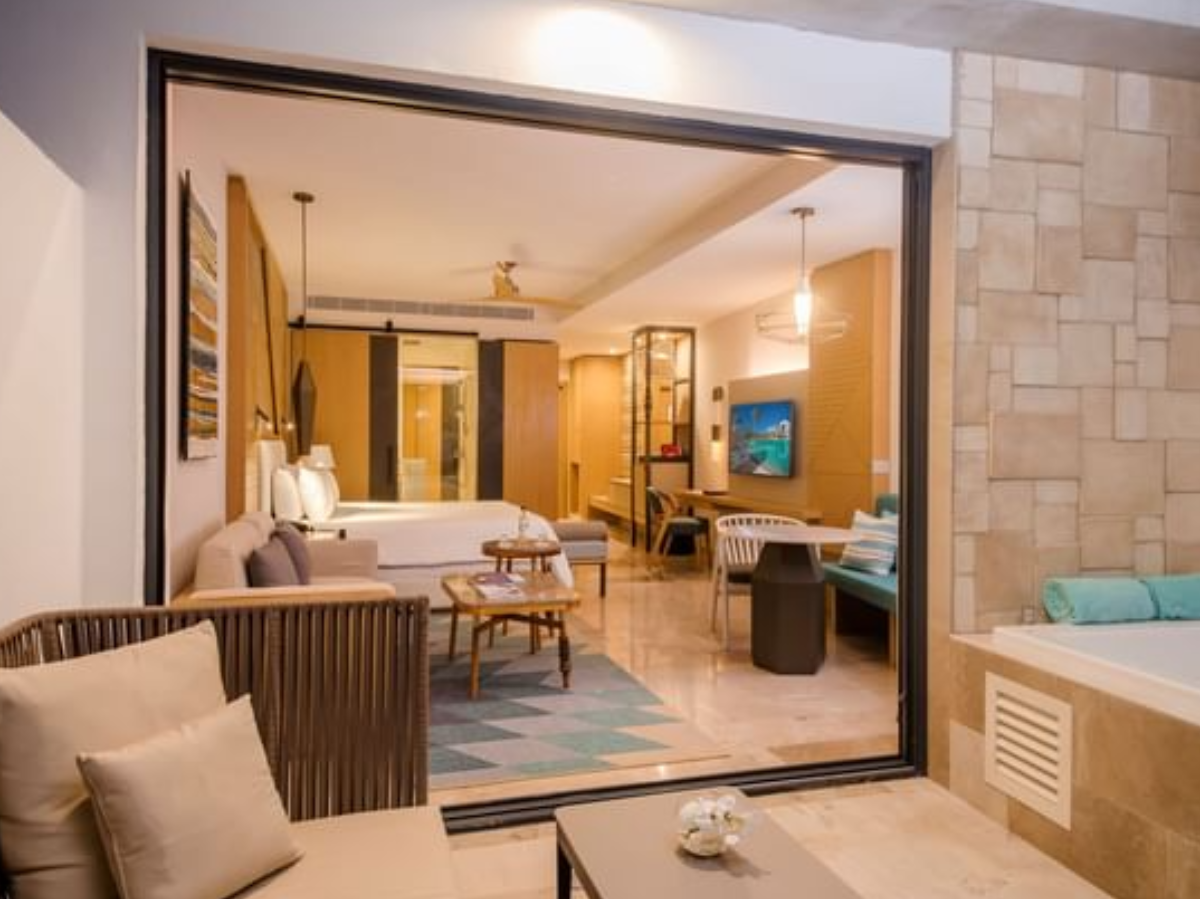 Haven Romance Junior Suite Partial Ocean View