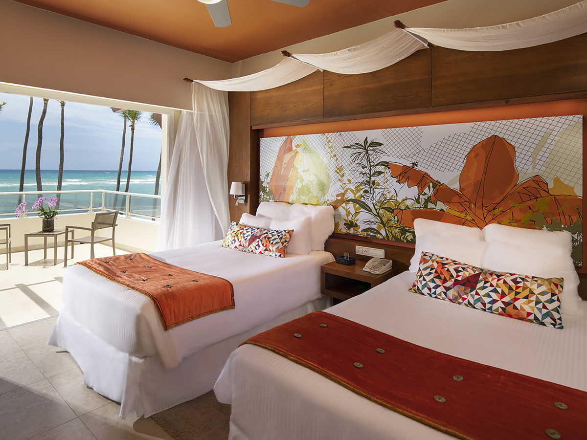 Punta Cana Breathless  JrSuite XhaleClub Mastesuite Oceanfront Double