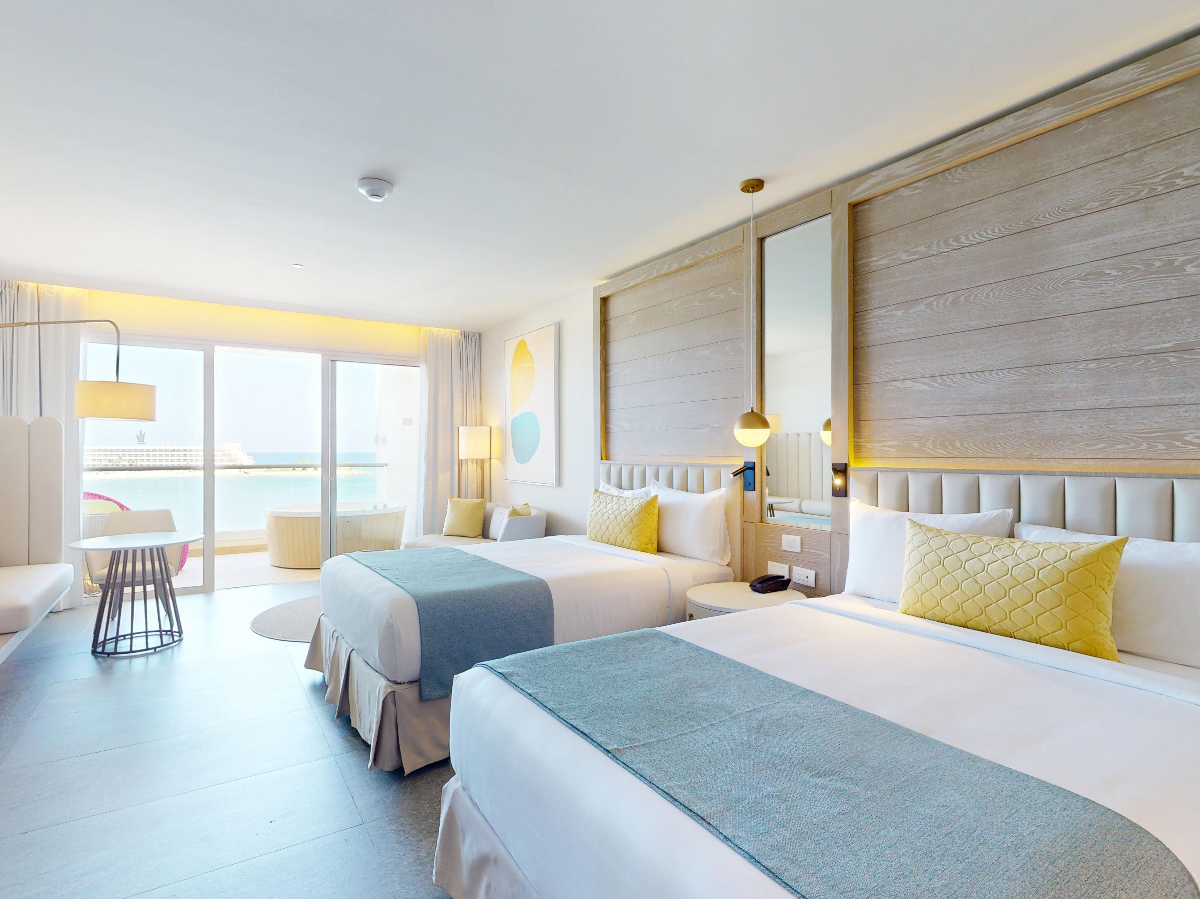 Platinum Master Suite 2 Bedrooms  285 29