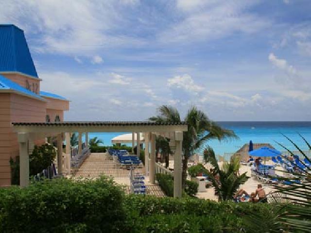 parnassus all adult & resort spa Cancun inclusive golden