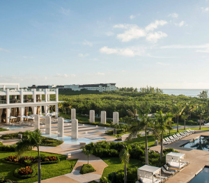 Hotel Platinum Yucatan